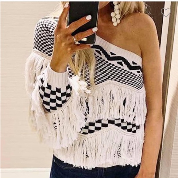 Top - Picture 2 of 2